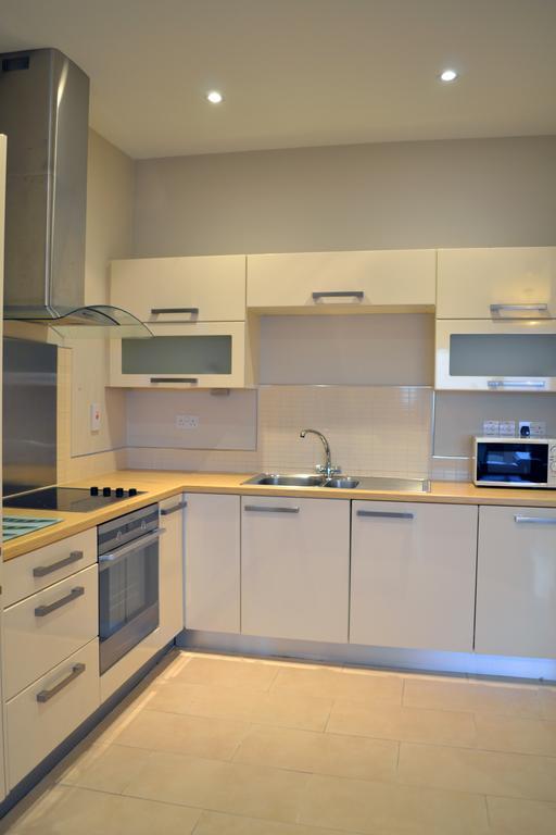 Carrick Plaza Suites And Apartments 部屋 写真